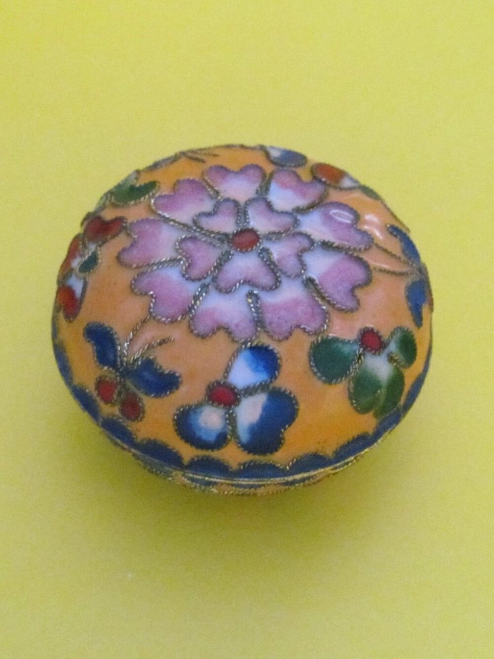 Vintage enamel round cloisonne floral trinket box